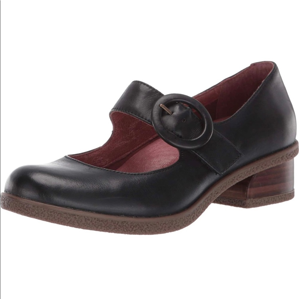 Dansko “Brandy” Mary jane